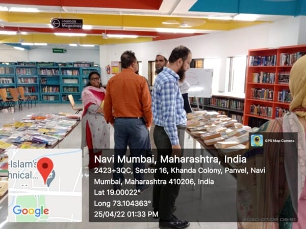 Book Exhibition-cum-Sale (4)