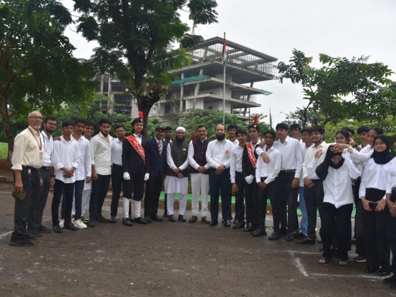 15 August 2025-26 - 01