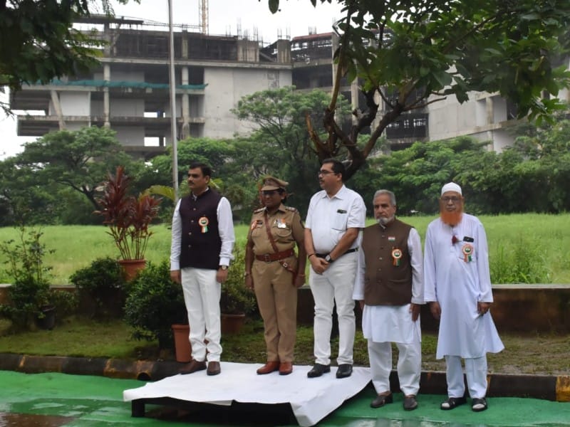 15 August 2025-26 - 02