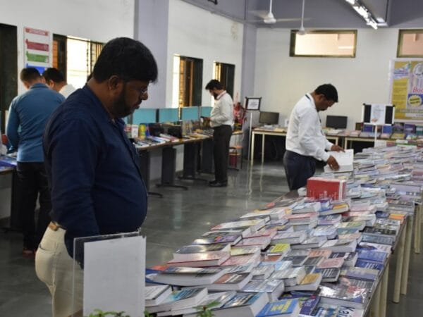 DSC_3749 - aiktc Central Library-01